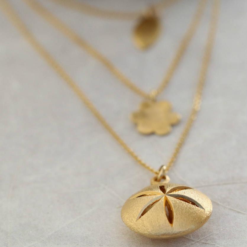 Gold Layered Necklaces Set / 3 Delicate Necklace / Layered Gold Necklace / Everyday Layering Necklaces Set / Long Necklaces For Woman