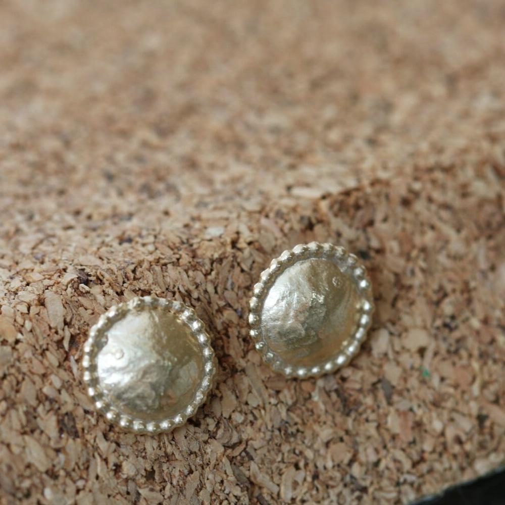 Gold Earrings / Bridal Earrings / Delicate Earrings / Dainty Stud Earrings /wedding Earrings / Bridesmaid Earrings / Hand Made