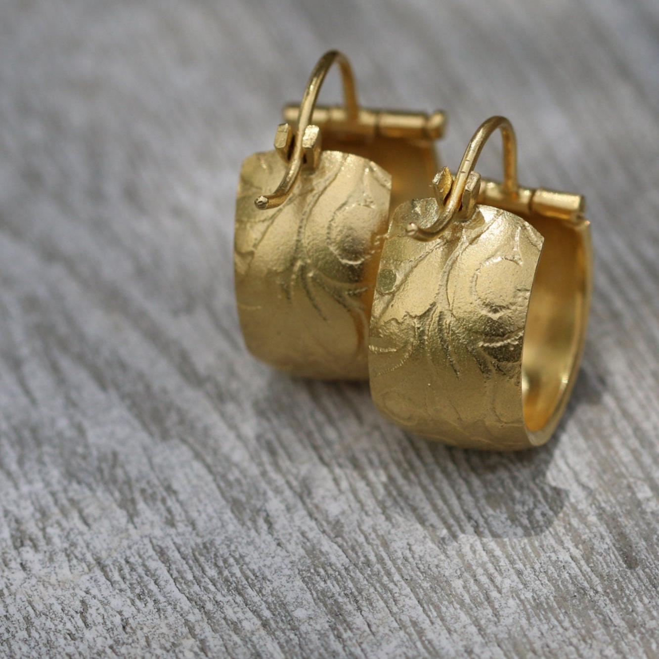 Hoop Earrings,Gold Hoop Earrings for Women,Statement Earrings, Gold Hoop Earrings, Bohemian Earrings, Chunky Hoop Earrings,Big Hoop Earrings