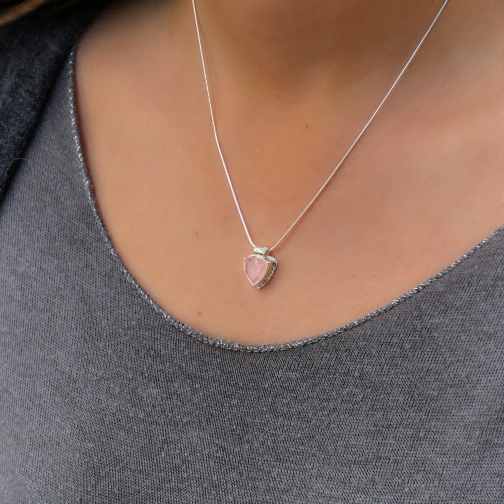Rose quartz necklace in silver or gold, Delicate crystal necklace, Dainty gemstone pendant necklace for women, Silver jewelry gift for her