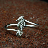 Seahorse Ring,Silver Rings,Cute Rings,Unique Ring,Stacking Rings,Ocean Ring,Fashion Jewelry,Everyday Rings,Vintage Ring,Gifts for Women