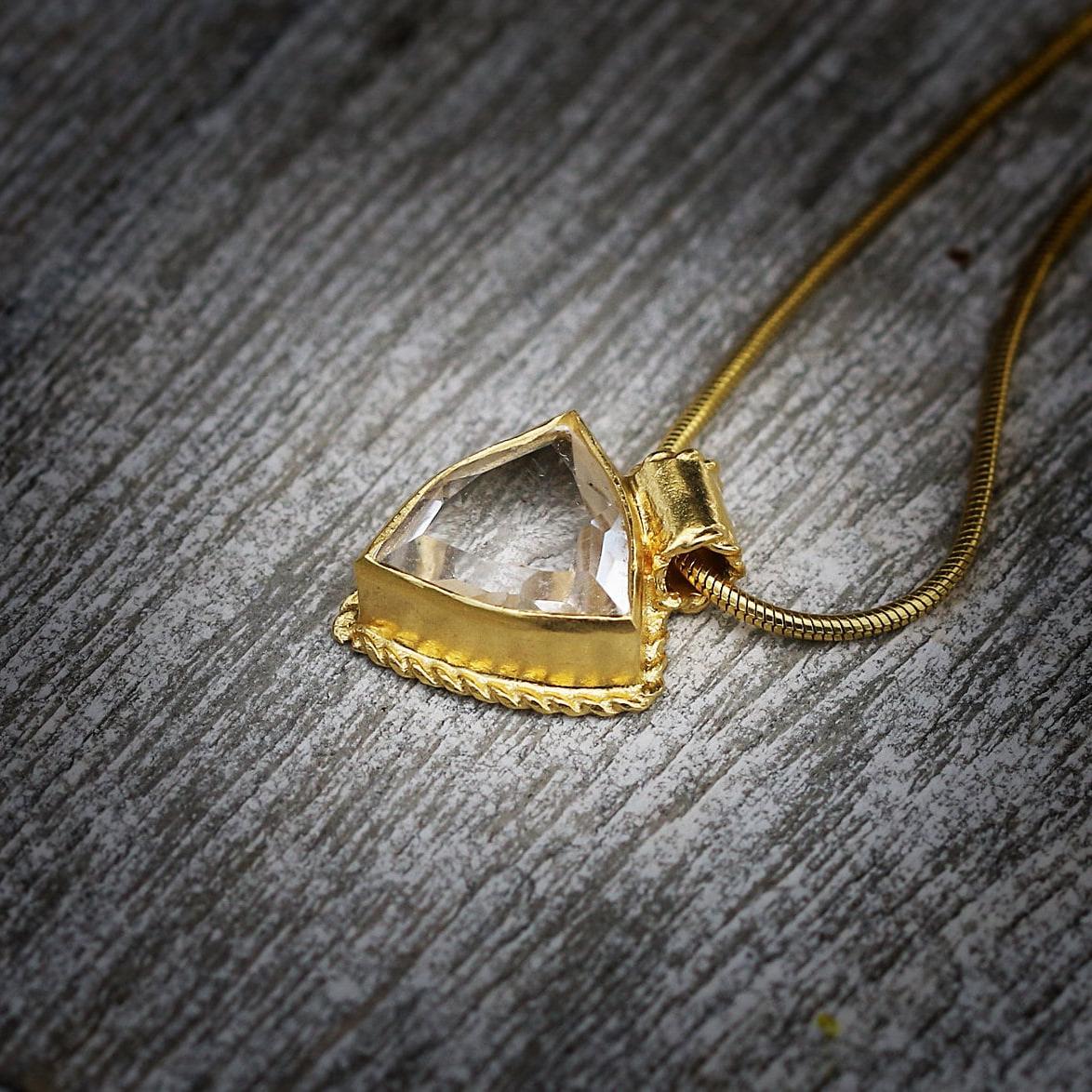 Dainty Necklaces for Women,Clear Quartz Necklace,Crystal Quartz Necklace,Jewelry Necklace,Anniversary Gifts for Her,Handmade Jewelry