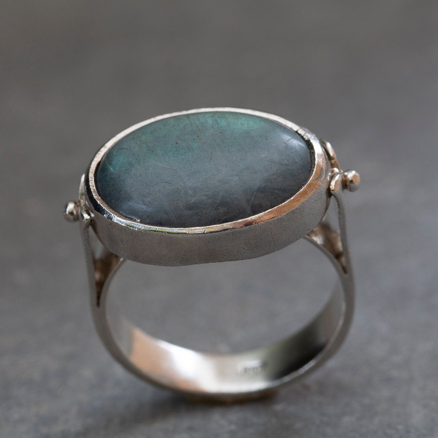 Labradorite Ring,Sterling Silver Ring,Oval Gemstone Ring,Semiprecious Ring,Stackable Rings,925 Silver Stone Ring,Handmade Rings