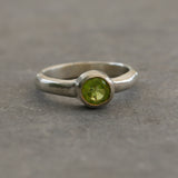 Round Peridot Silver Ring, Peridot Bezel Ring, Solitaire Rings For Women, Solitaire Peridot Ring, Peridot Ring, Mothers Day Gift-R558
