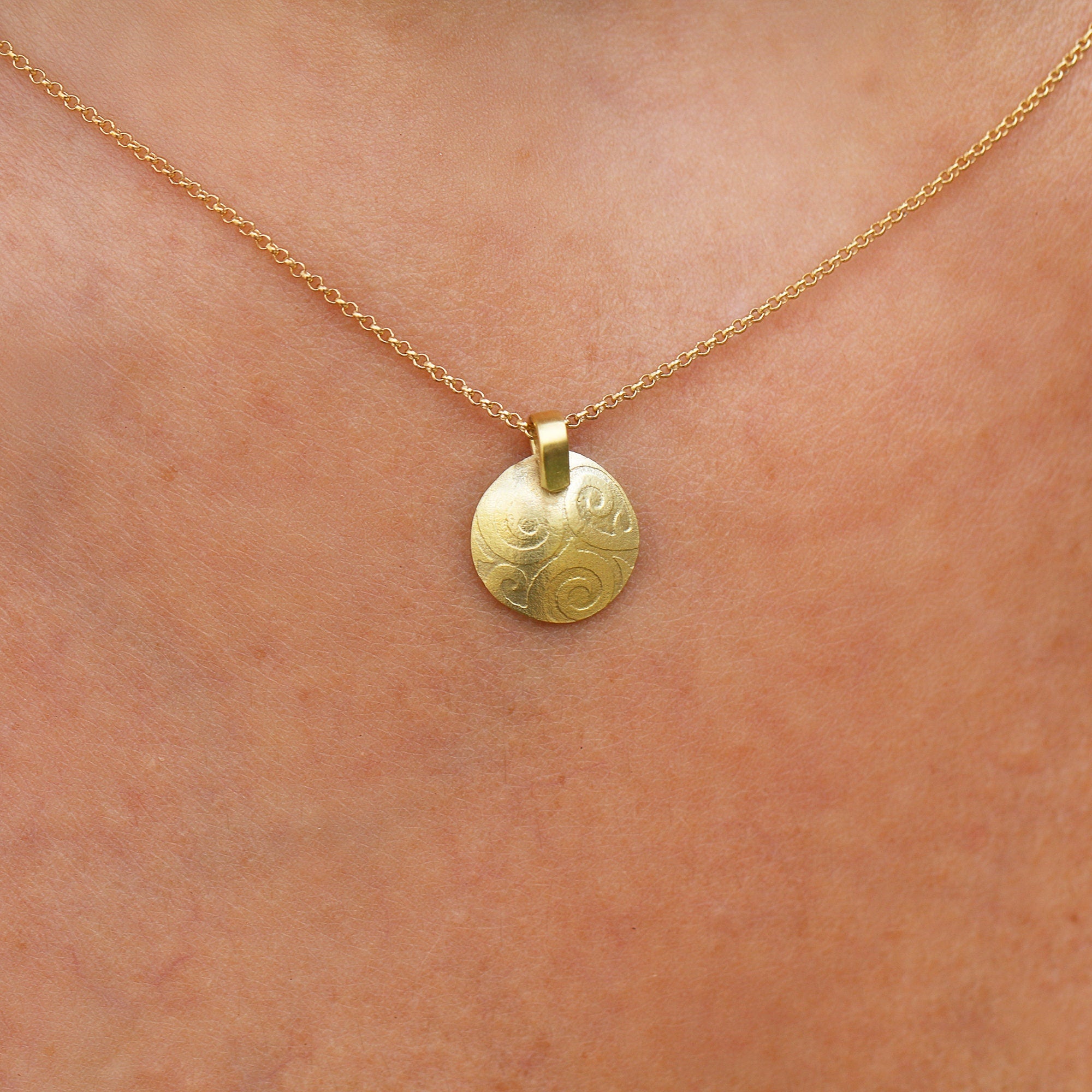Gold necklace for women, Gold plated circle pendant necklace, Dainty everyday necklace, Artisan boho necklace, Bohemian jewelry gift for her