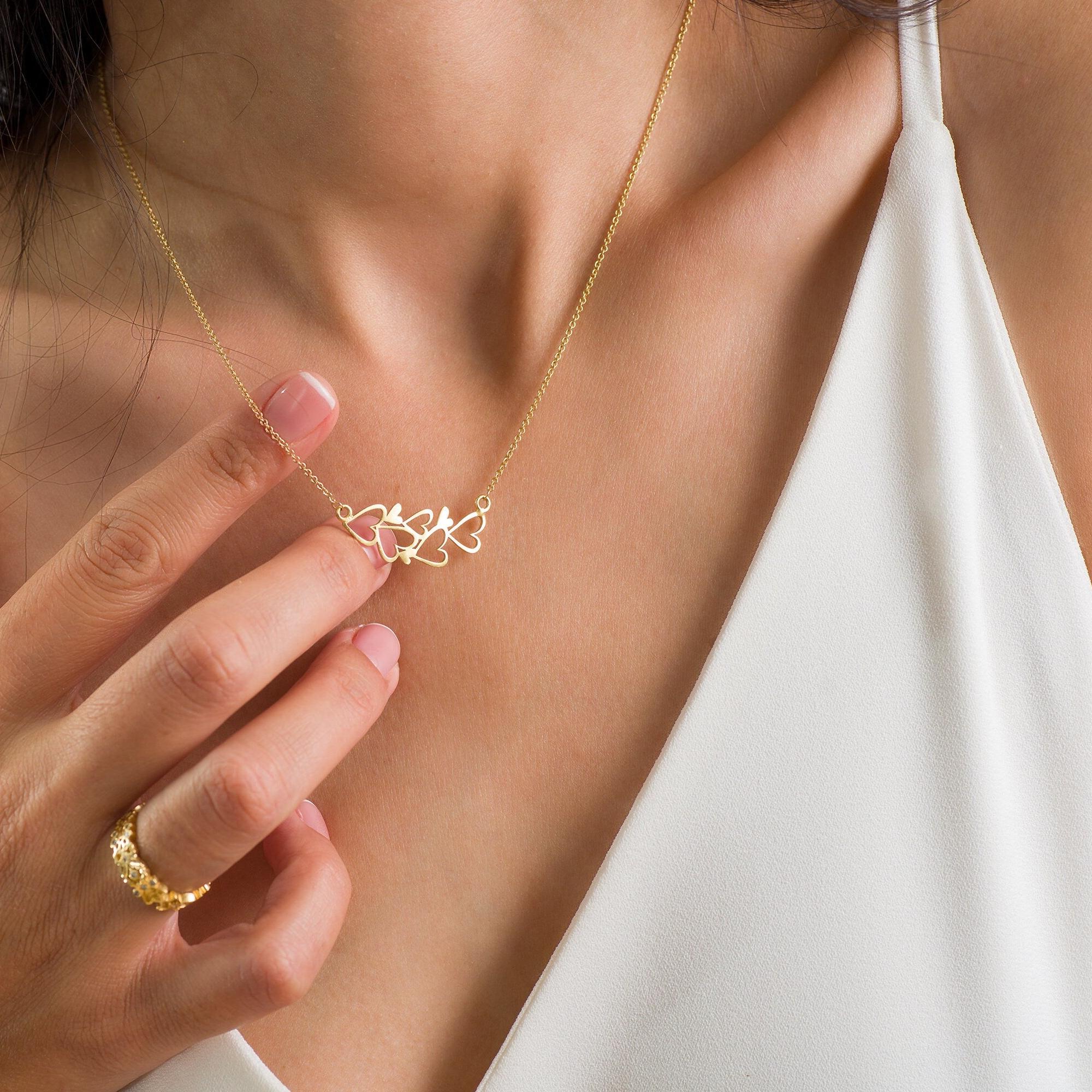 Gold Heart Necklace For Women, Delicate Gold Hearts Necklace, Valentine's Day Gift For Her, Gift For Her, Heart Pendant Necklace.
