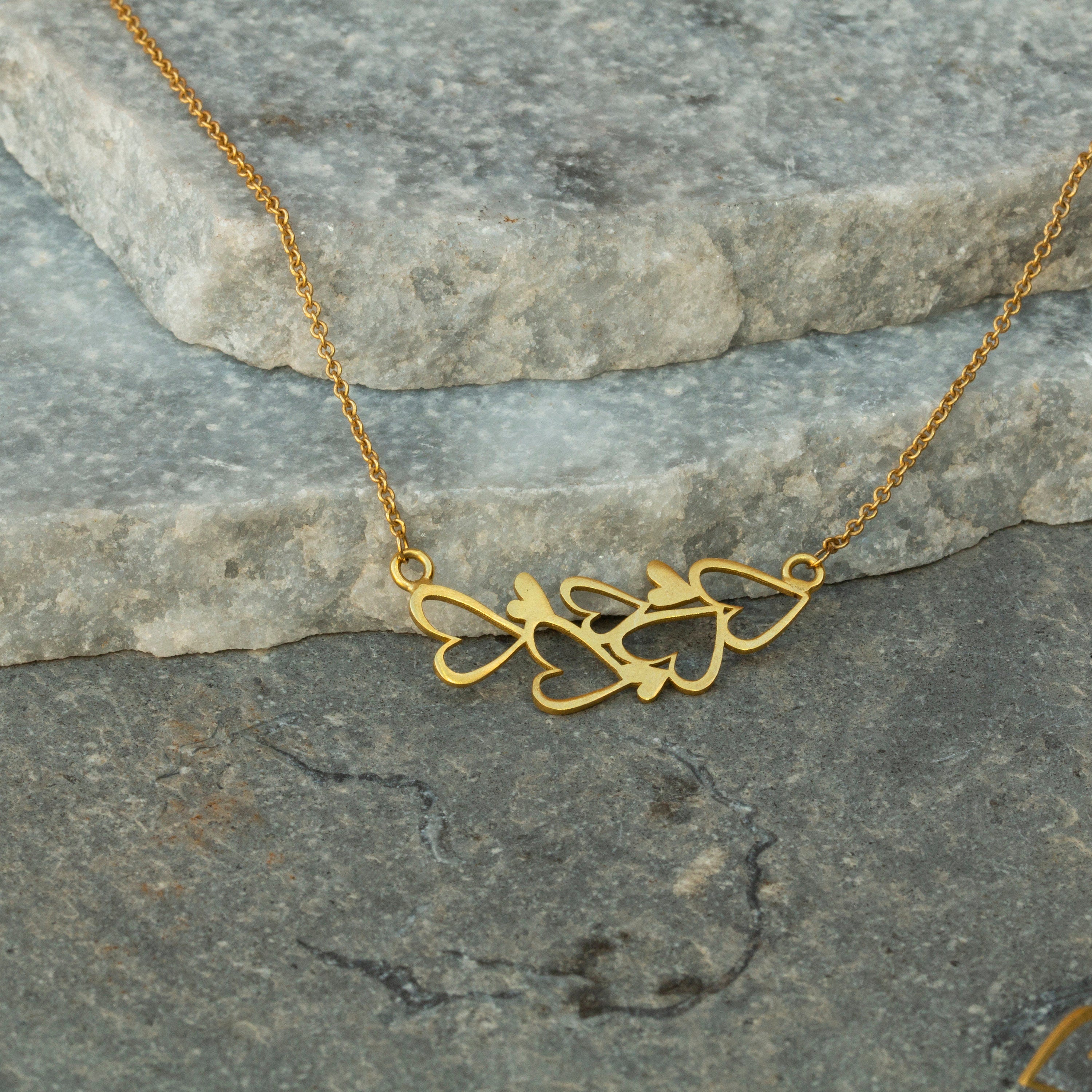 Gold Heart Necklace For Women, Delicate Gold Hearts Necklace, Valentine's Day Gift For Her, Gift For Her, Heart Pendant Necklace.
