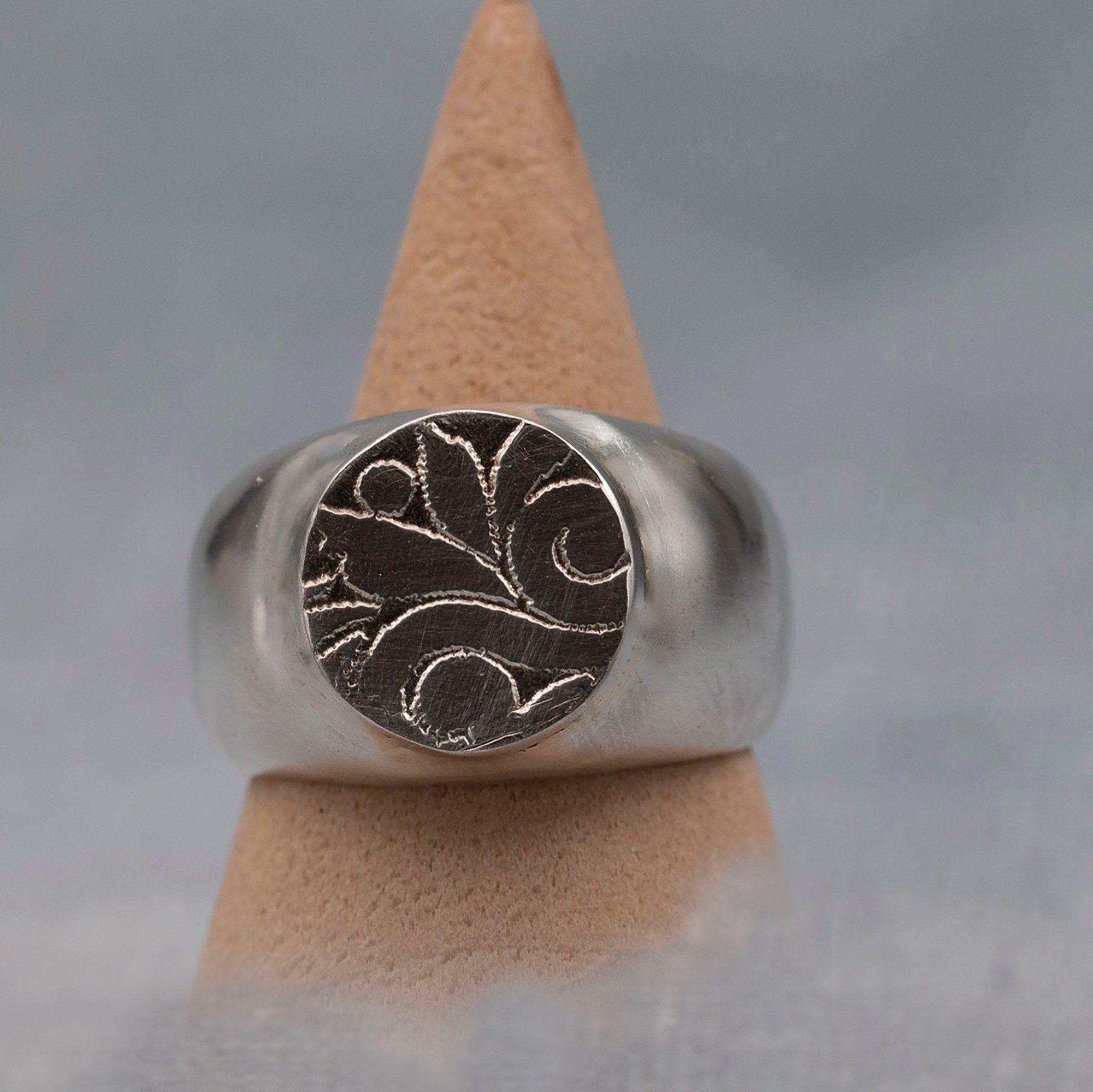 Silver Signet Ring • Round Signet Ring Women • Vintage Ring • Statement Ring • Solitaire Ring • Hand-Made Signet Ring • Gift For Mom