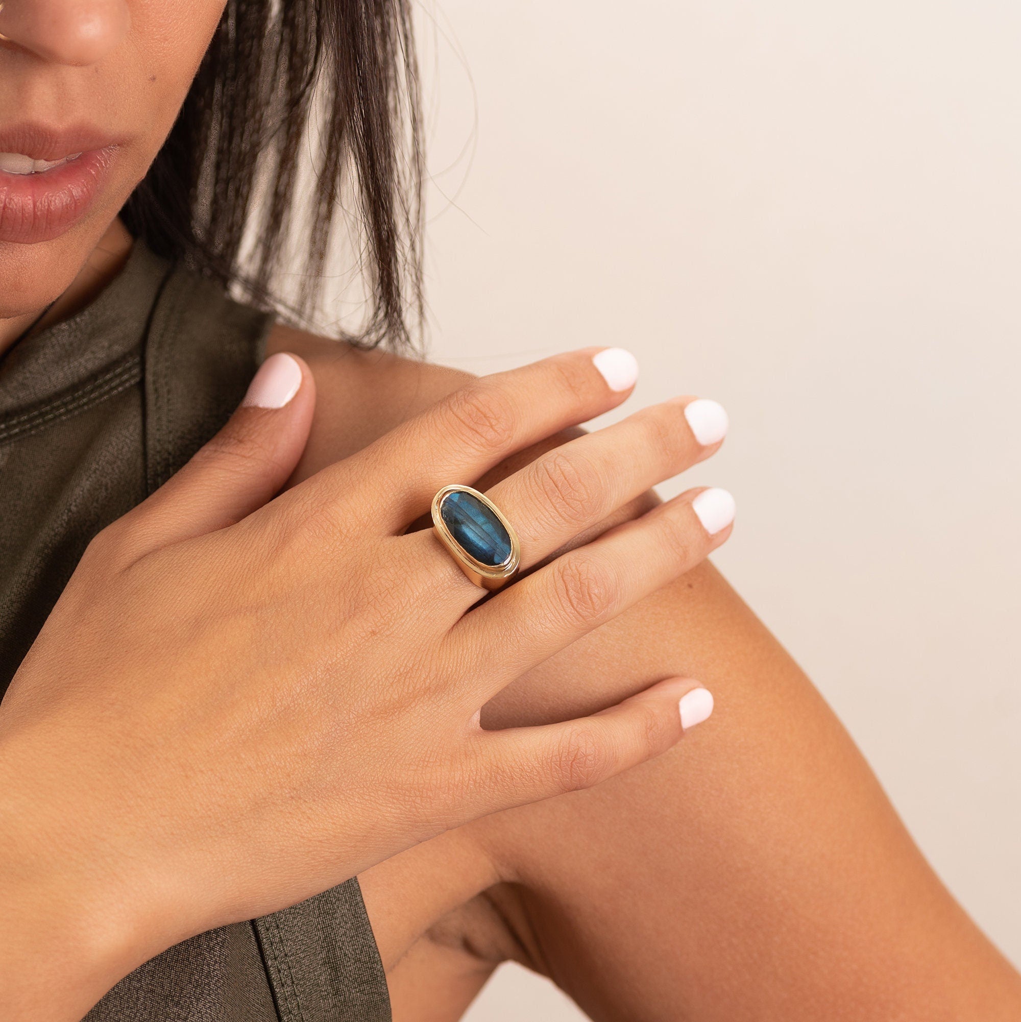 Labradorite Ring ,Statement Oval Ring, 14k Gold Ring, Cocktail Ring, Gemstone Ring, Solitaire Ring, Oval Ring Setting, Gold Ring For Women