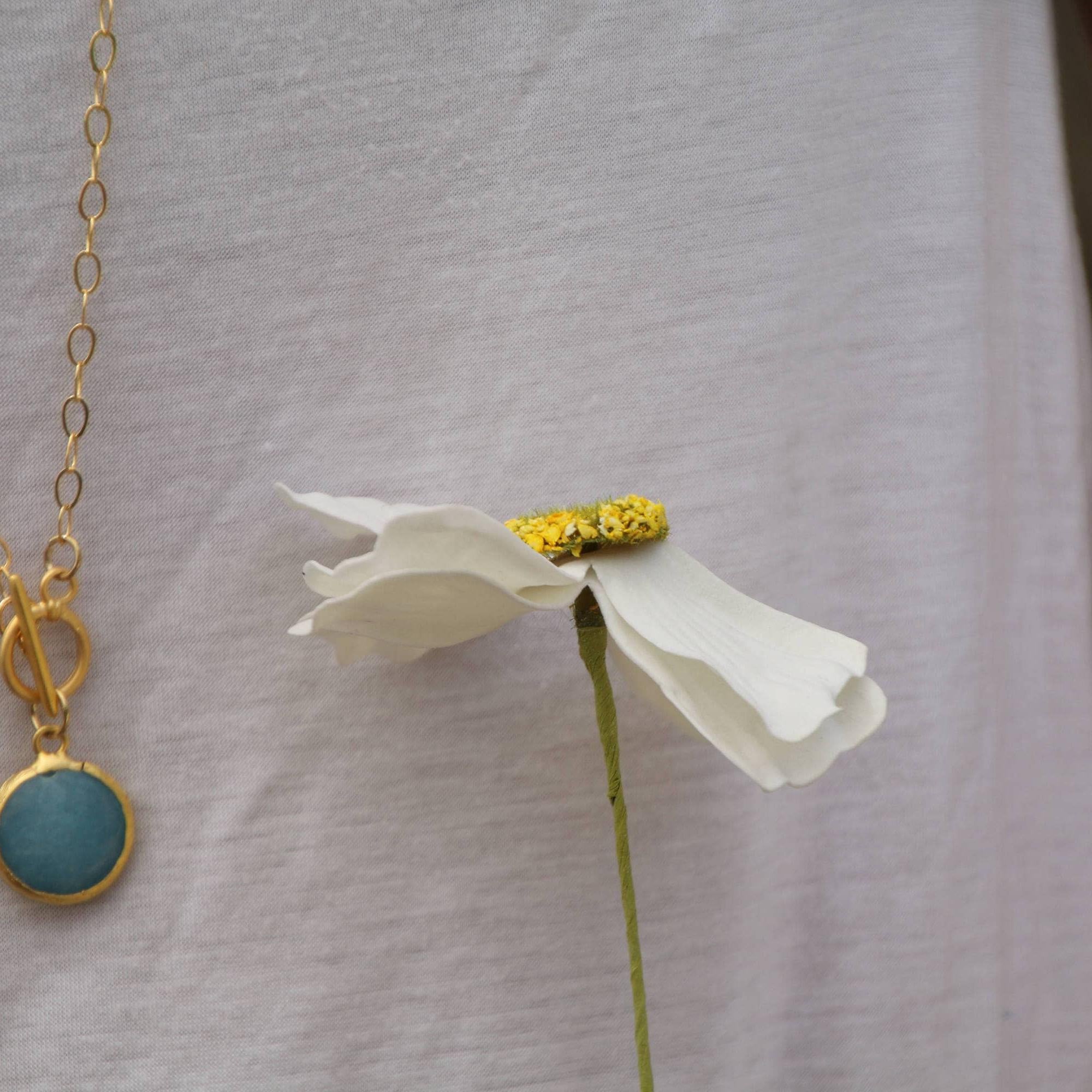 Gold Round Blue Jade Pendant Necklace for Women