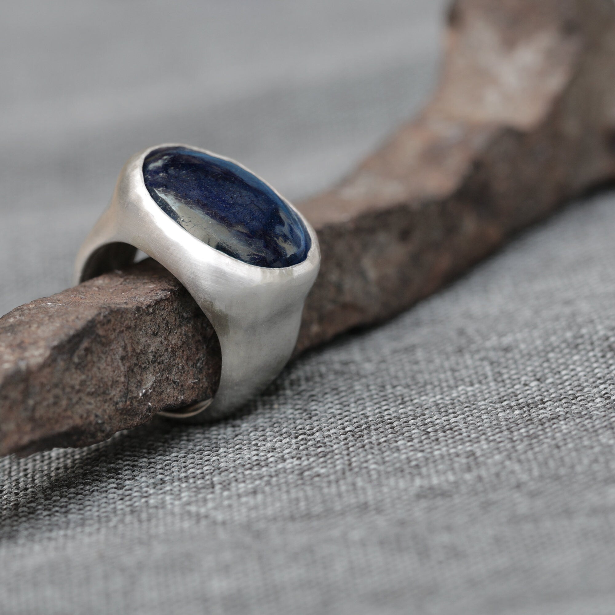 Blue Kyanite Ring • Boho Ring For Women • gold Ring • kyanite Statement Ring • Handmade Jewelry • Silver Rings • Gift For Her • Oval Ring