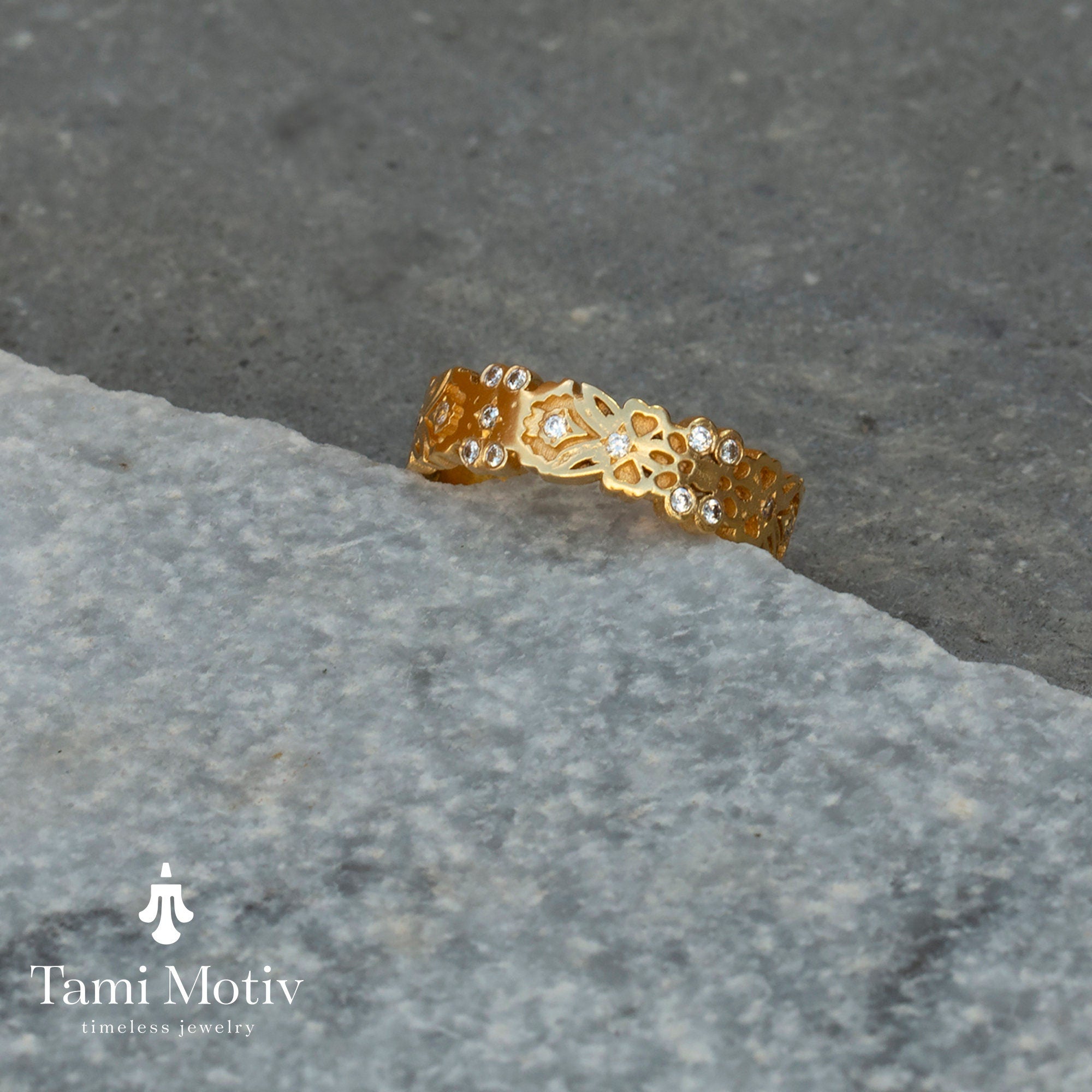 Botanical Pattern Gold Wedding Ring, Flower Ring, Nature Inspired Ring, Hand Made Band