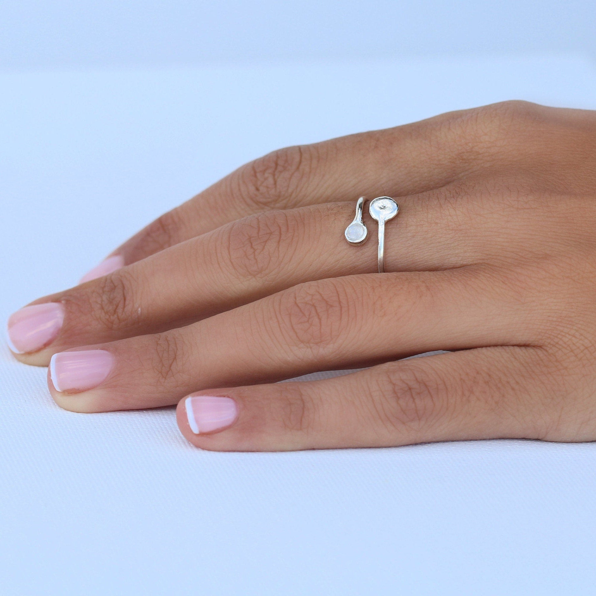 Moonstone Ring,Open Rings for Women,June Birthstone Ring,Delicate Rings,Cute Rings for Women,Gift for Her,Stackable Rings,Everyday Rings