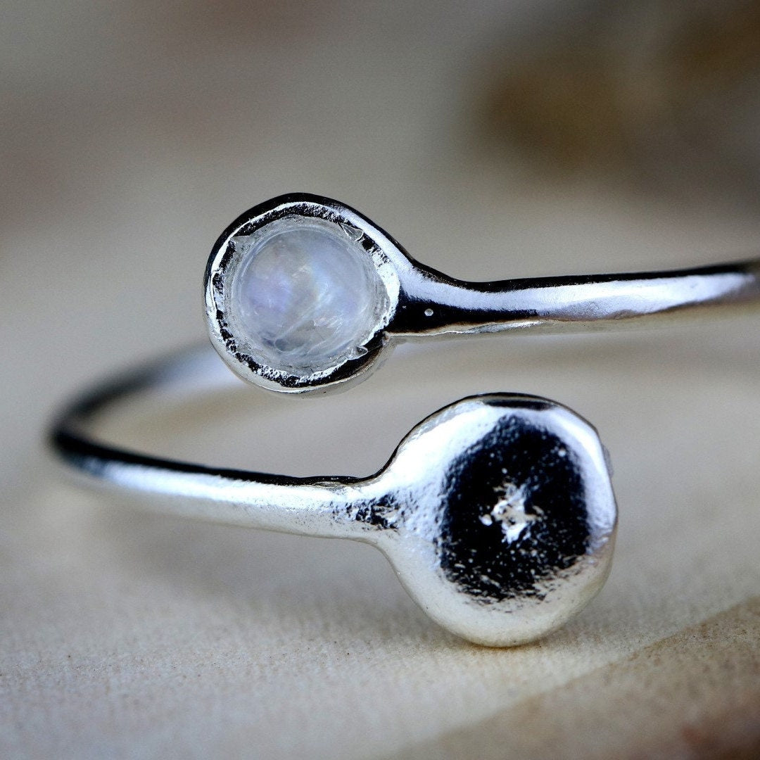 Moonstone Ring,Open Rings for Women,June Birthstone Ring,Delicate Rings,Cute Rings for Women,Gift for Her,Stackable Rings,Everyday Rings