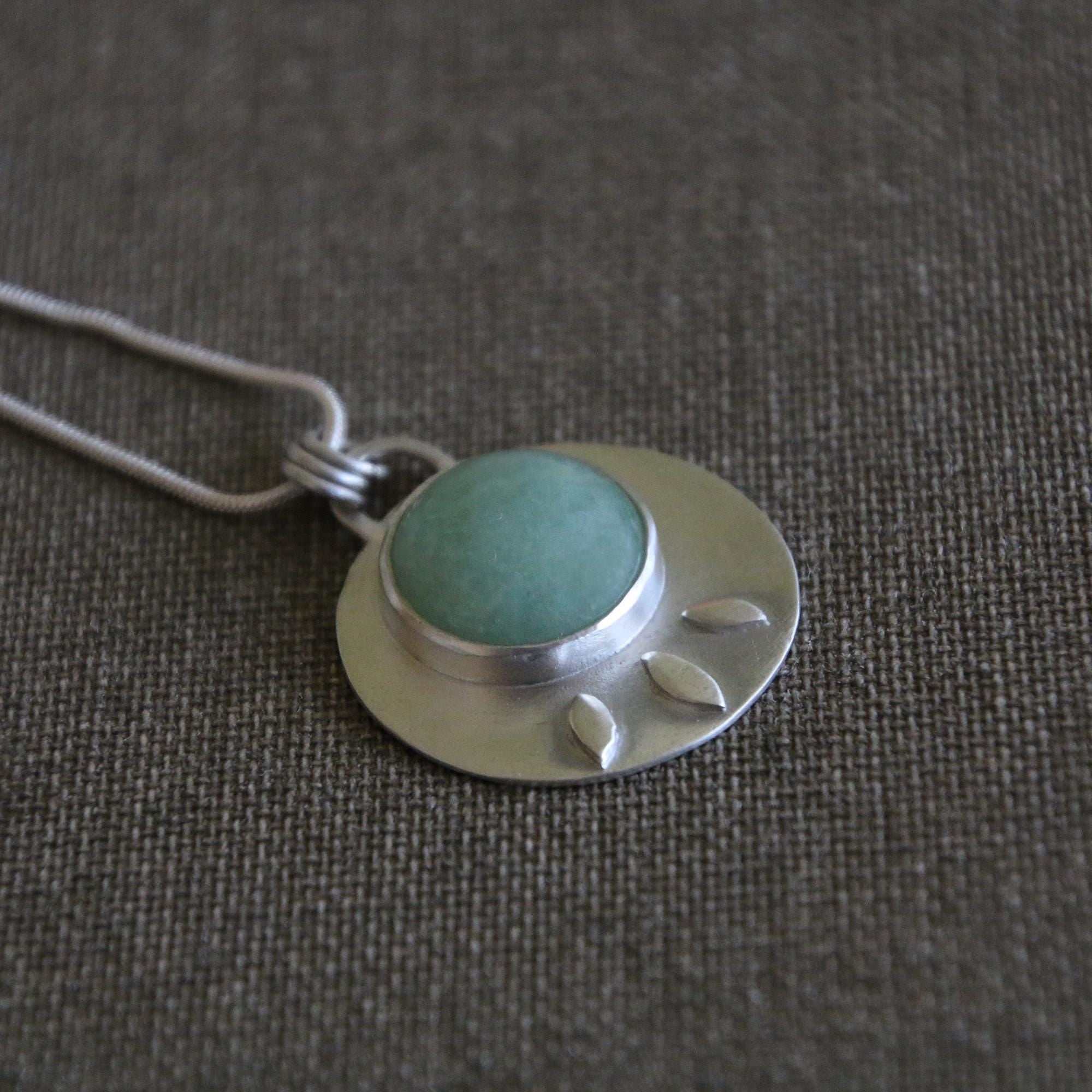 Silver Necklace ,Round Pendant Necklace, Silver Statement Necklace, Statement Necklace For Women, Gemstone Pendant Necklace, Gift For Her