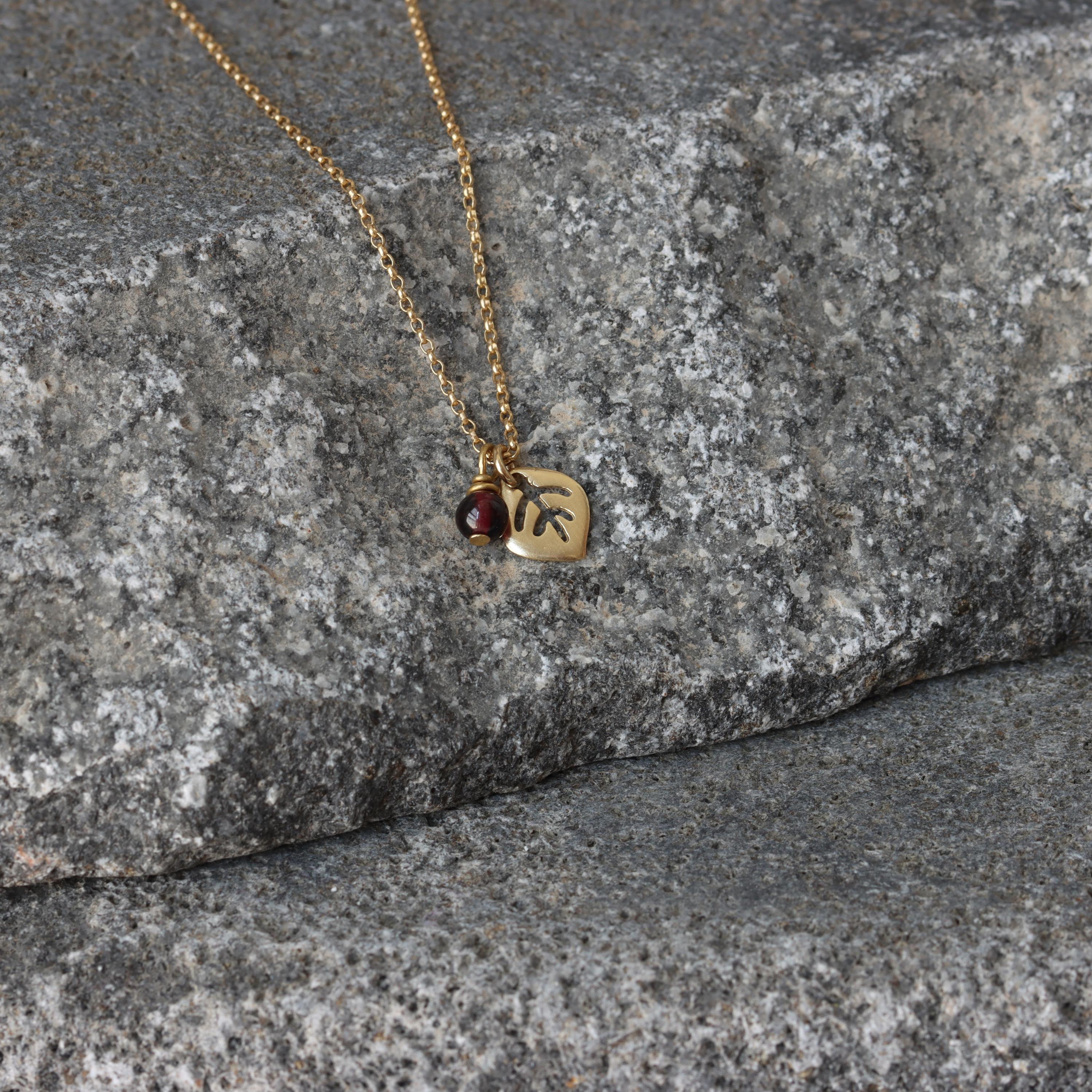 Garnet Leaf Necklace โข Dainty Gold Birthstone Pendant โข Delicate Nature Jewelry โข Minimal Layering Necklace