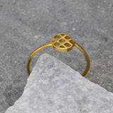 Gold Geometric Lattice Ring