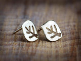 Unique dainty leaf earrings