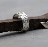 Vintage Wave Band Ring For Woman