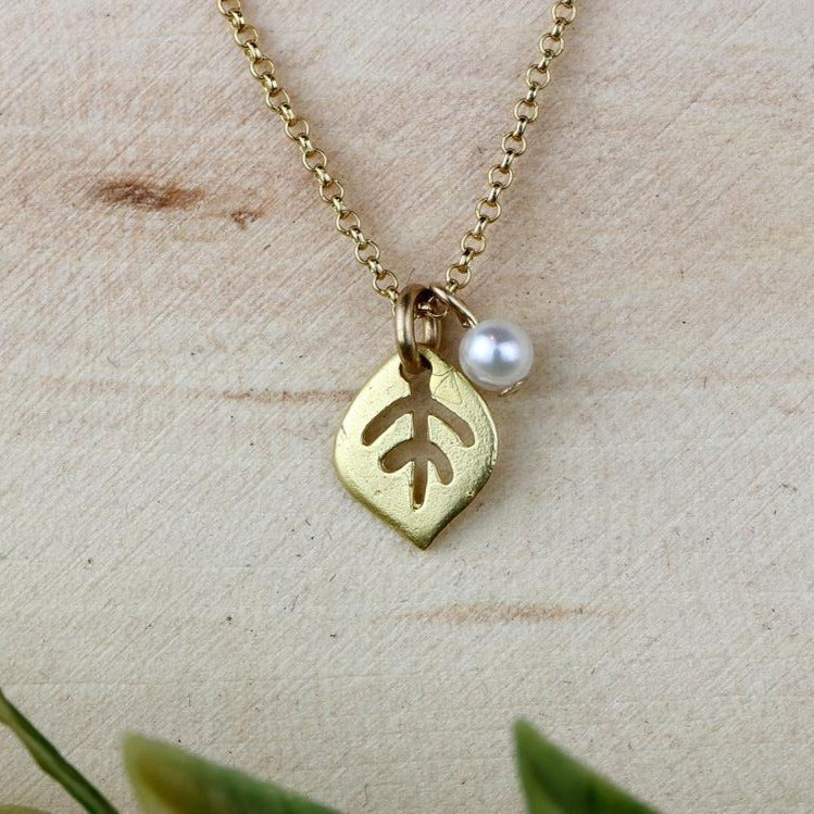 Dainty Gold Plated Leaf and White Pearl Necklace