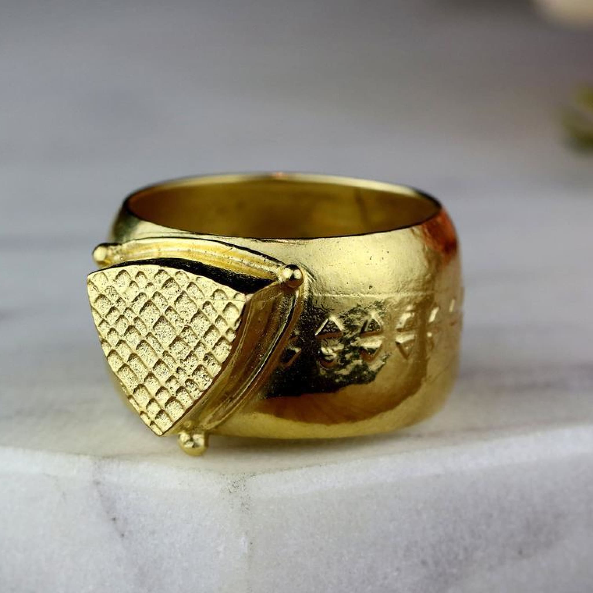 Intricate Gold Band Geometric Ring Rings